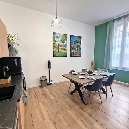 Lägenhet Les Calquieres, 1 Chambre,centre Historique